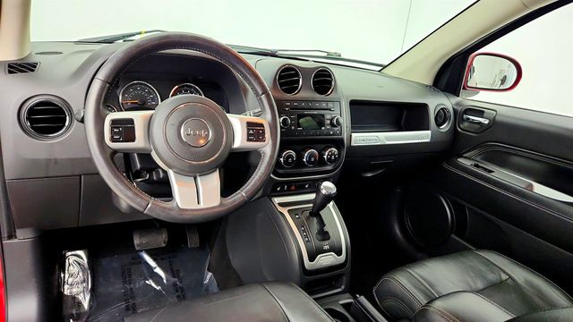 2017 Jeep Compass High Altitude 4x4 *Ltd Avail* w/ Sunroof & Remote Start - 23030382 - 12