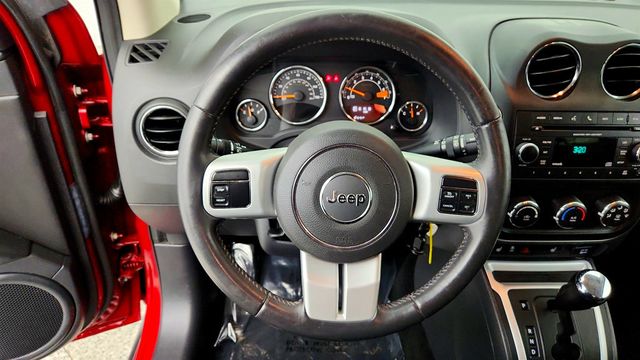 2017 Jeep Compass High Altitude 4x4 *Ltd Avail* w/ Sunroof & Remote Start - 23030382 - 13
