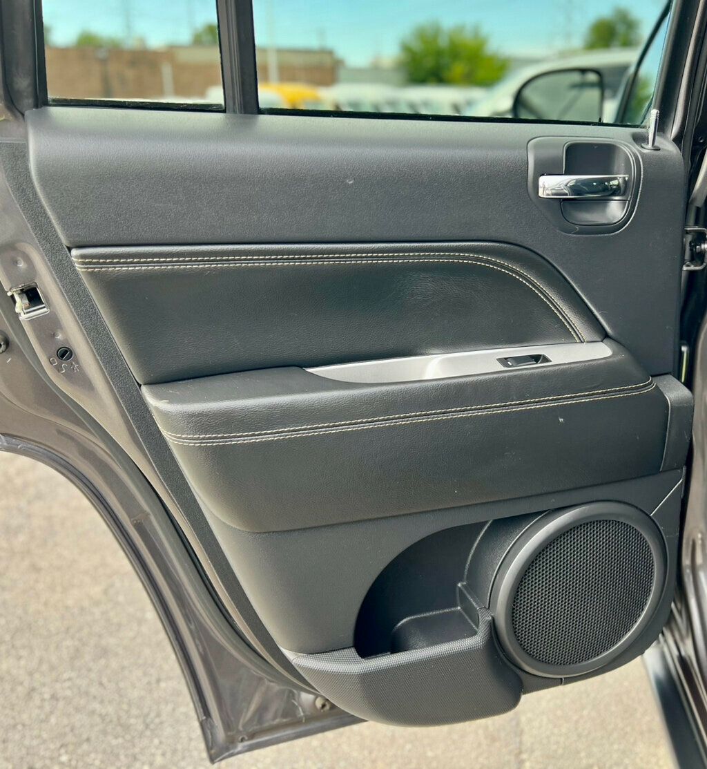 2017 Jeep COMPASS LATITUDE - 22921872 - 13