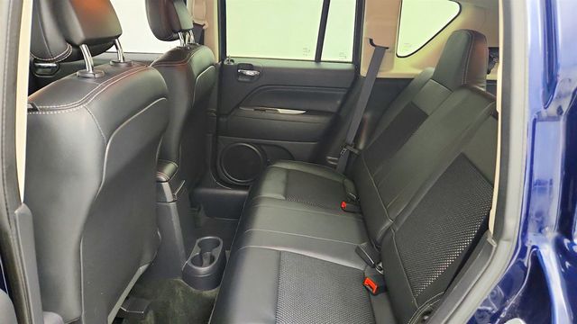 2017 Jeep Compass Latitude FWD *Ltd Avail* w/ ParkView Camera & Radio 430 - 23042557 - 19