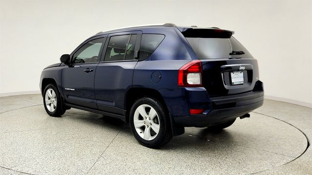 2017 Jeep Compass Latitude FWD *Ltd Avail* w/ ParkView Camera & Radio 430 - 23042557 - 6