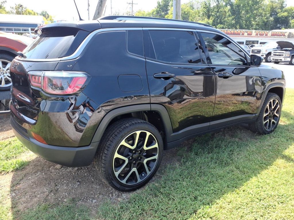 2017 Jeep Compass Limited 4x4 - 23070332 - 1