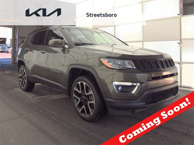 2017 Jeep Compass Limited 4x4 - 22989992 - 0