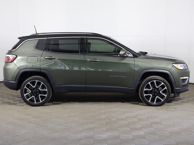 2017 Jeep Compass Limited 4x4 - 22989992 - 16