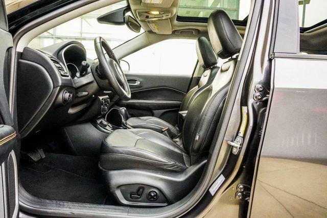 2017 Jeep Compass Limited 4x4 - 22990166 - 35