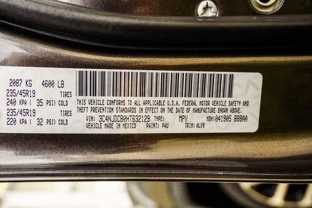 2017 Jeep Compass Limited 4x4 - 22990166 - 40