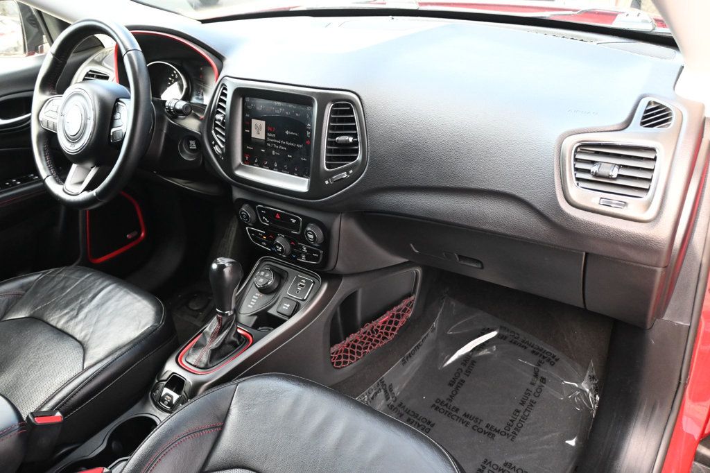 Jeep Compass photo 11
