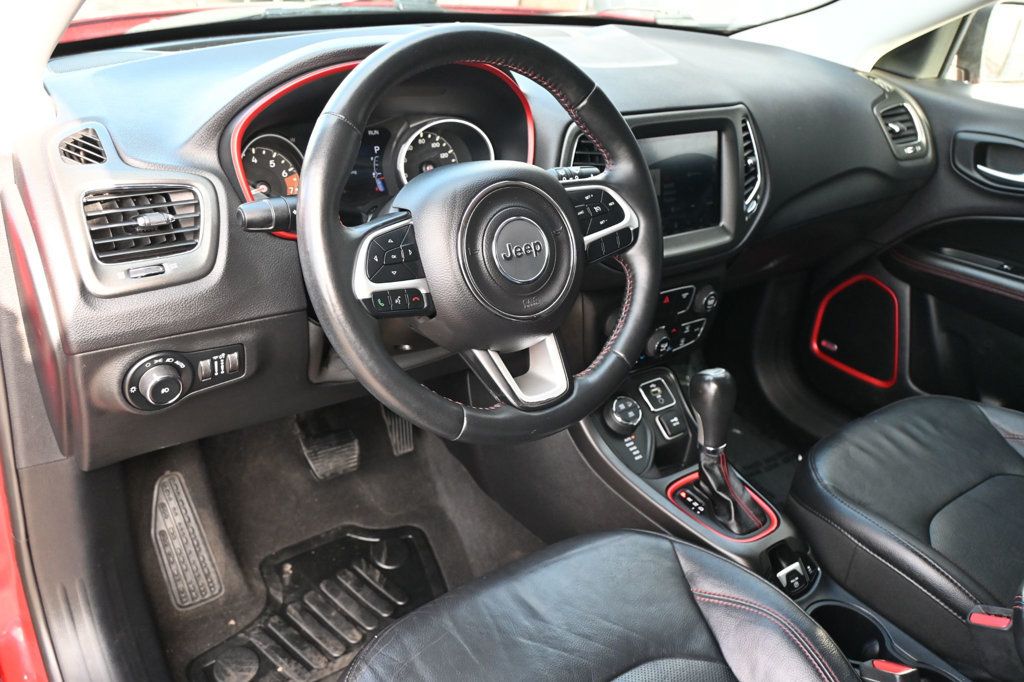 Jeep Compass photo 9