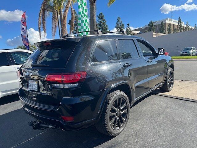 2017 Jeep Grand Cherokee  - 22941932 - 10