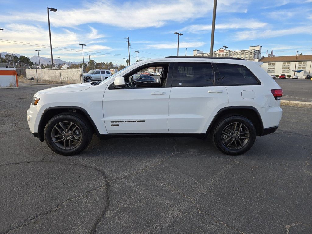 2017 Jeep Grand Cherokee 75th Anniversary Edition 4x2 - 22692731 - 1