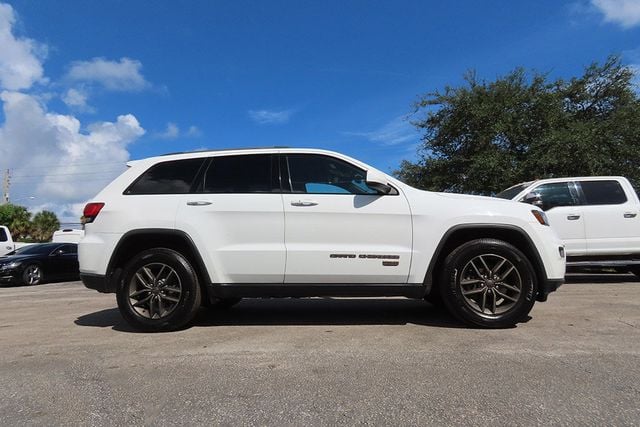 2017 JEEP GRAND CHEROKEE 75th Anniversary Edition 4x2 *Ltd Avail* - 22602008 - 36