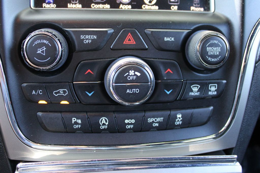 2017 Jeep Grand Cherokee Altitude photo 16