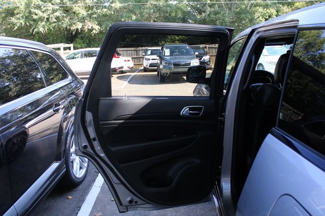 2017 Jeep Grand Cherokee Altitude 4x2 - 22914334 - 18