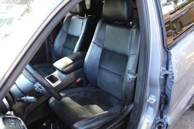 2017 Jeep Grand Cherokee Altitude 4x2 - 22914334 - 21