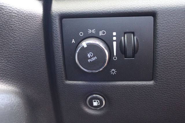 2017 Jeep Grand Cherokee Altitude 4x2 - 22914334 - 25