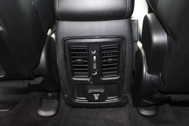 2017 Jeep Grand Cherokee Altitude 4x2 - 23023568 - 22