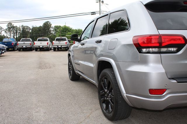 2017 Jeep Grand Cherokee Altitude 4x2 - 23023568 - 27
