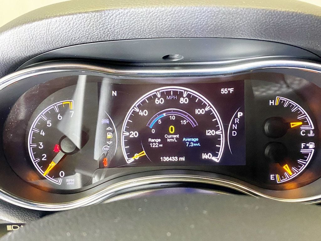 2017 Jeep Grand Cherokee Altitude photo 27