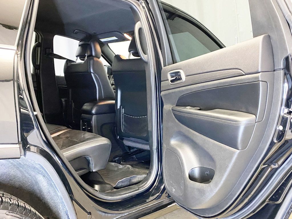2017 Jeep Grand Cherokee Altitude photo 40