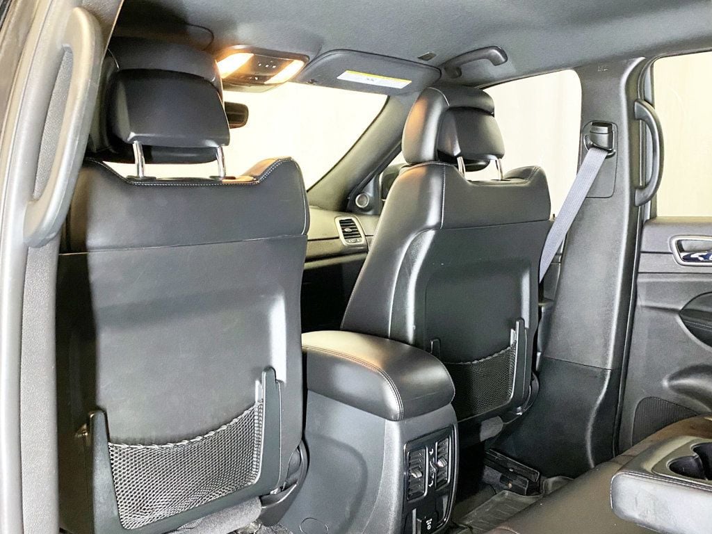 2017 Jeep Grand Cherokee Altitude photo 44