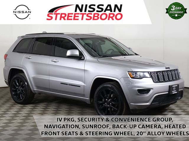 2017 Jeep Grand Cherokee Altitude 4x4 - 22956652 - 0