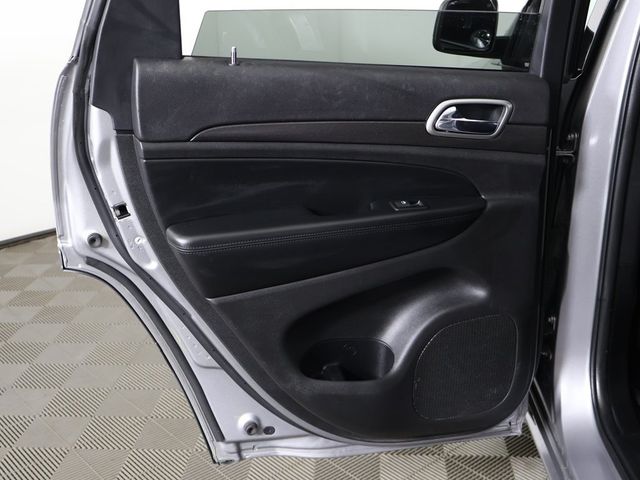 2017 Jeep Grand Cherokee Altitude 4x4 - 22956652 - 24