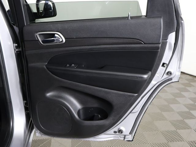 2017 Jeep Grand Cherokee Altitude 4x4 - 22956652 - 25