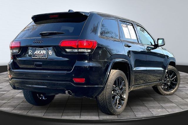 2017 Jeep Grand Cherokee Altitude 4x4 - 23018763 - 4