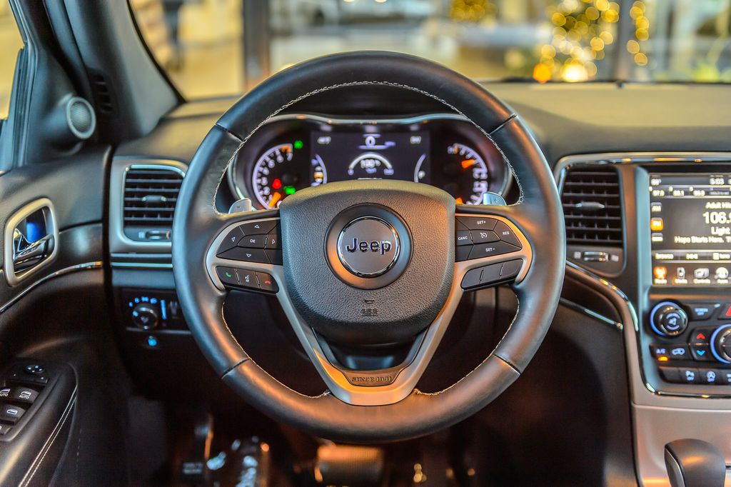 2017 Jeep Grand Cherokee GRAND CHEROKEE LIMITED 4X4 - LEATHER - NAV - BLUETOOTH - 22954760 - 30