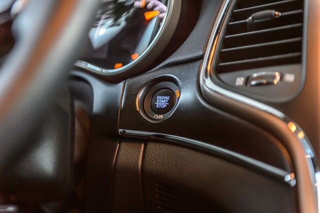 2017 Jeep Grand Cherokee GRAND CHEROKEE LIMITED 4X4 - LEATHER - NAV - BLUETOOTH - 22954760 - 31