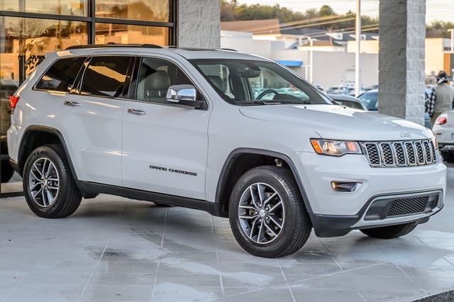 2017 Jeep Grand Cherokee GRAND CHEROKEE LIMITED 4X4 - LEATHER - NAV - BLUETOOTH - 22954760 - 3