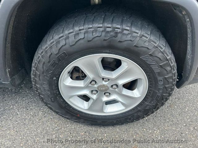2017 Jeep Grand Cherokee Laredo 4x4 - 23067074 - 10