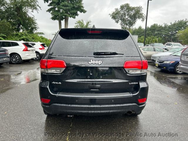 2017 Jeep Grand Cherokee Laredo 4x4 - 23067074 - 2