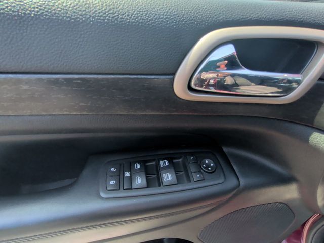 2017 Jeep Grand Cherokee Laredo 4x4 - 22995010 - 11