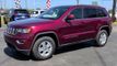 2017 Jeep Grand Cherokee Laredo 4x4 - 22995010 - 3