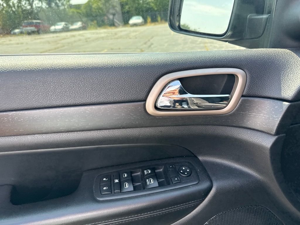 2017 Jeep Grand Cherokee Laredo 4x4 - 23074782 - 10