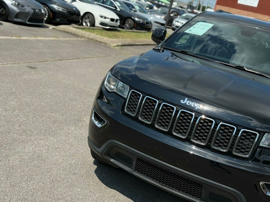 2017 Jeep Grand Cherokee Laredo photo 8