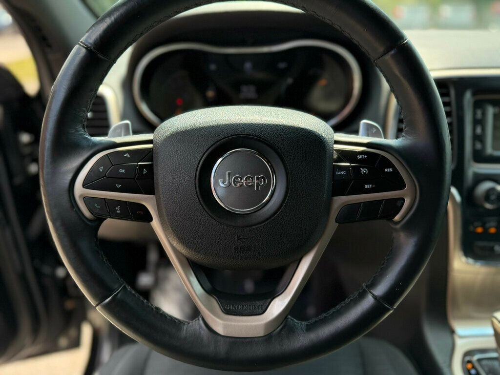 2017 Jeep Grand Cherokee Laredo photo 14