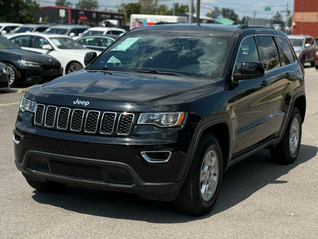 2017 Jeep Grand Cherokee Laredo photo 6