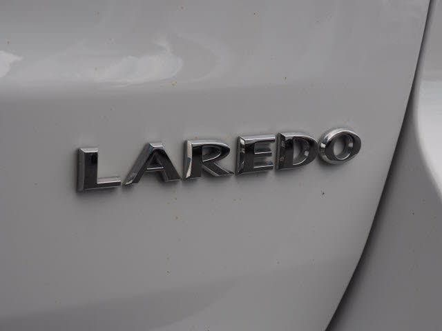 2017 Jeep Grand Cherokee Laredo 4x4 - 18339913 - 28