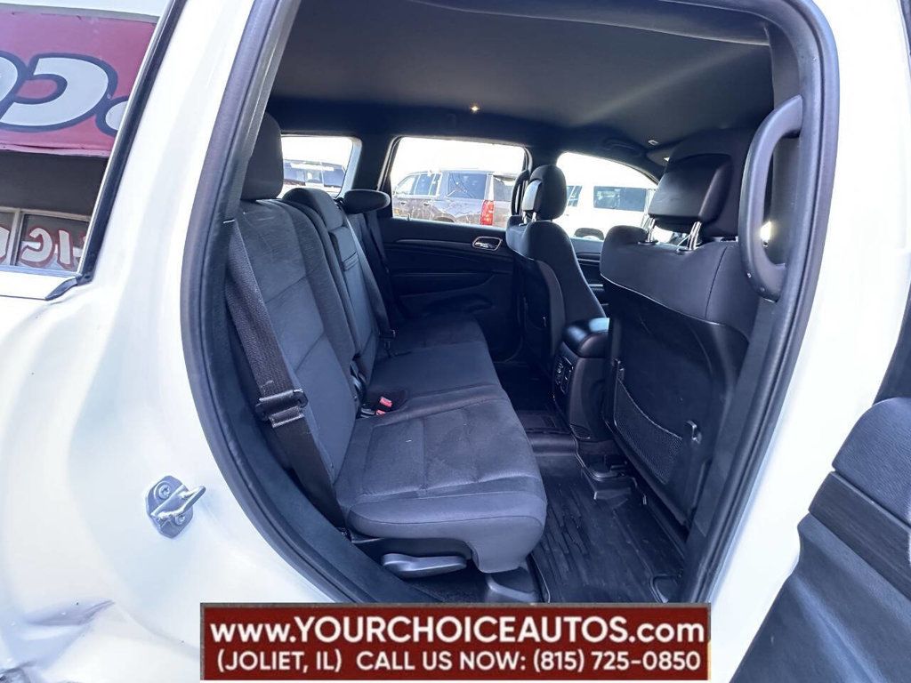 2017 Jeep Grand Cherokee Laredo 4x4 - 22791465 - 18