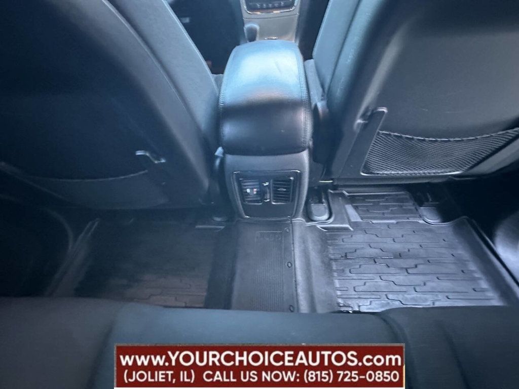 2017 Jeep Grand Cherokee Laredo 4x4 - 22791465 - 19