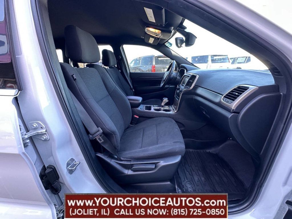 2017 Jeep Grand Cherokee Laredo 4x4 - 22791465 - 21