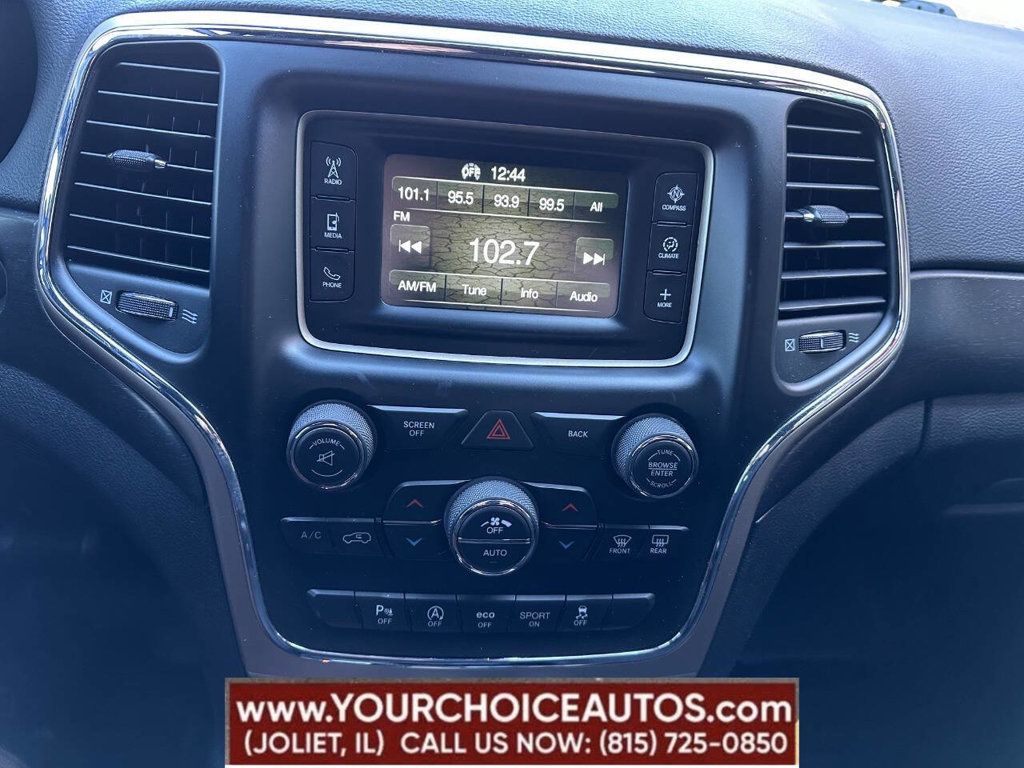 2017 Jeep Grand Cherokee Laredo 4x4 - 22791465 - 31