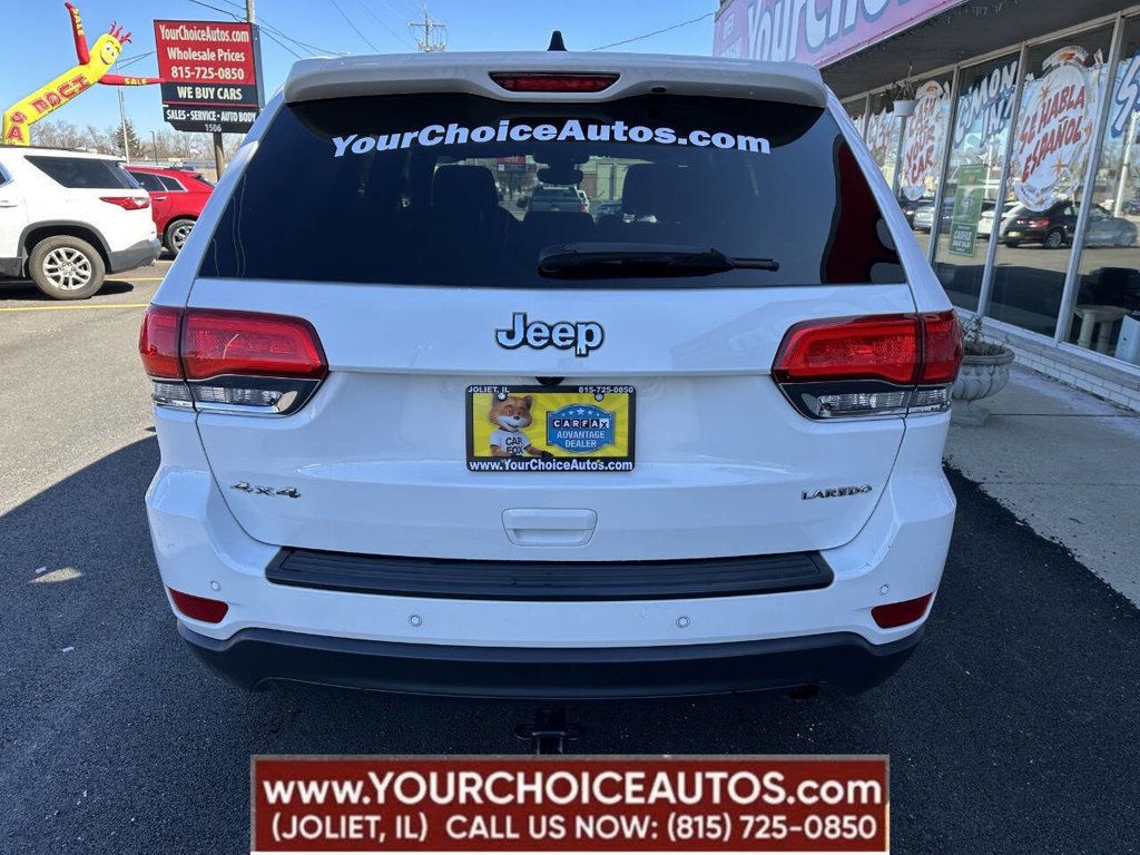 2017 Jeep Grand Cherokee Laredo 4x4 - 22791465 - 3