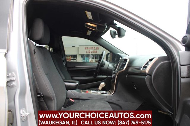 2017 Jeep Grand Cherokee Laredo 4x4 - 22833070 - 10