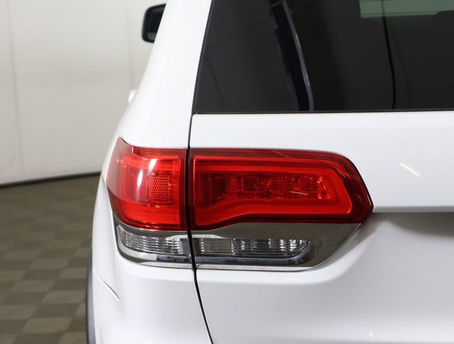 2017 Jeep Grand Cherokee Laredo 4x4 - 23004380 - 8