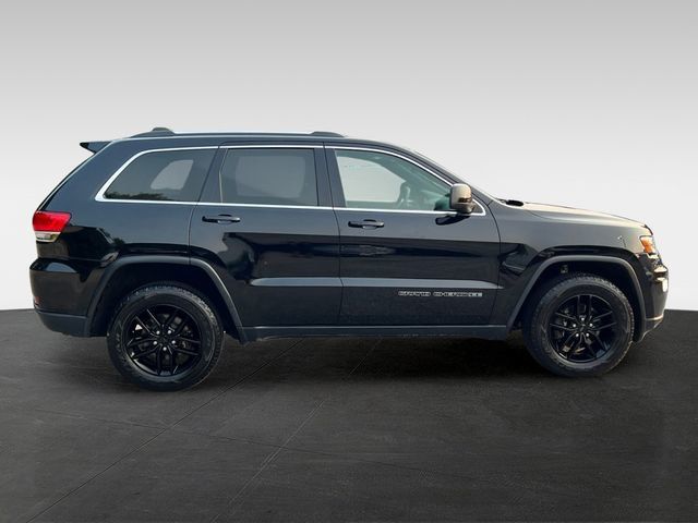 2017 Jeep Grand Cherokee Laredo 4x4 - 23061581 - 5