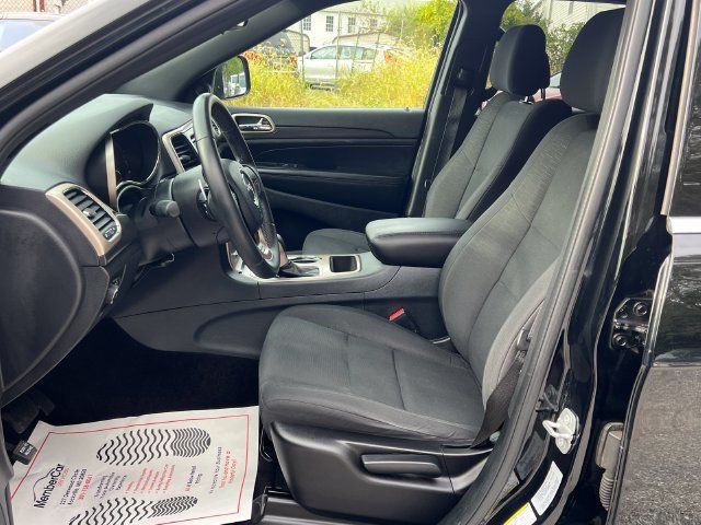 2017 Jeep Grand Cherokee Laredo 4x4 - 23094407 - 10