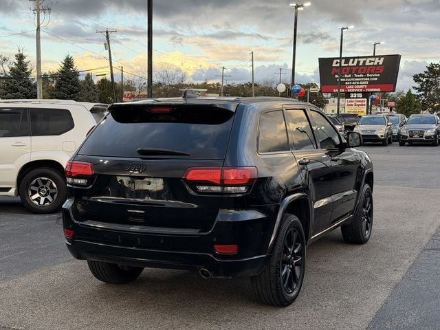 2017 Jeep Grand Cherokee Laredo 4x4 - 23096530 - 4